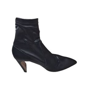 Elegant Black Ankle Boots